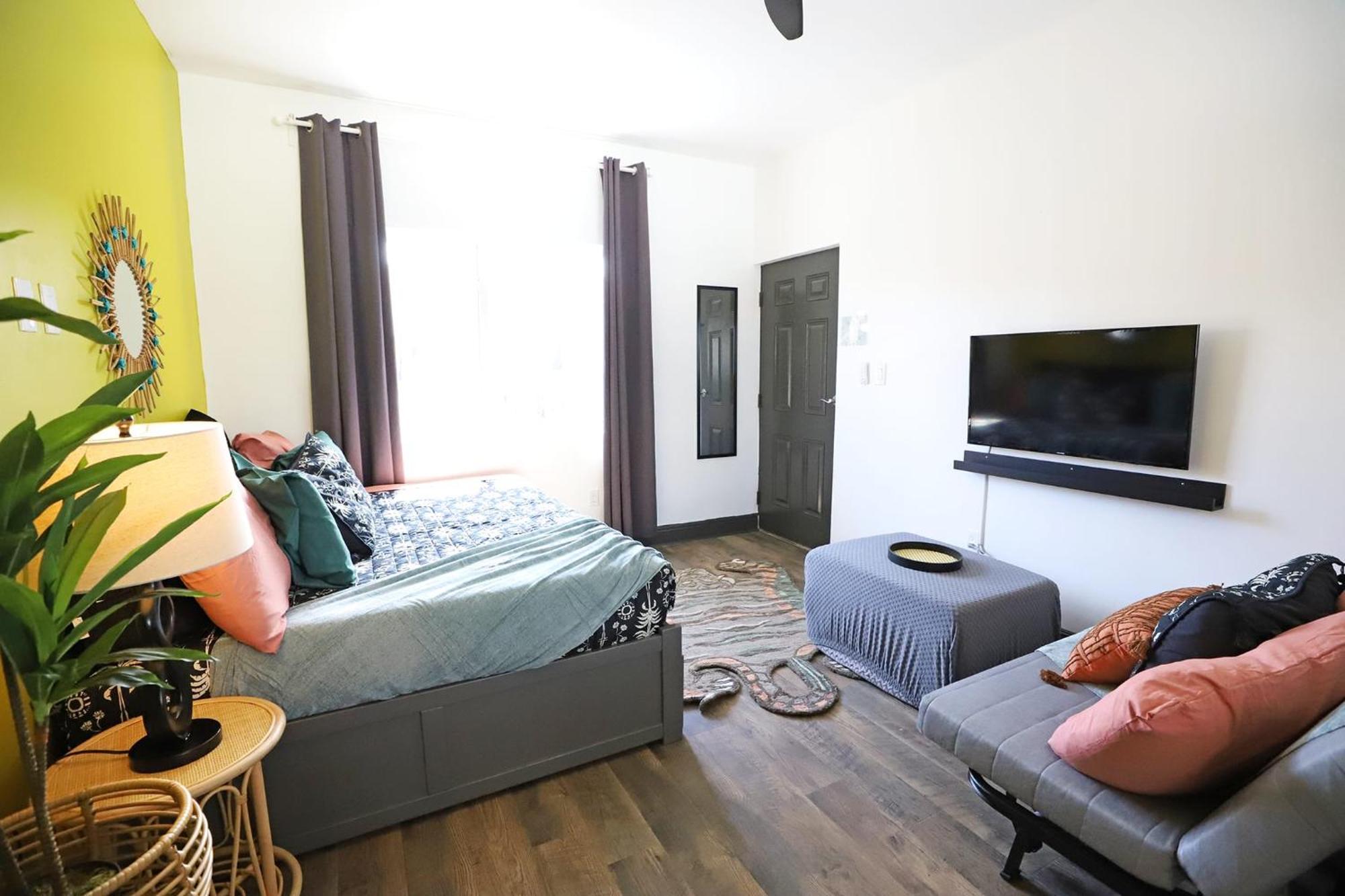 North Beach Steps To Sea Miami Apartment With Free Parking Family And Pet Friendly Miami Beach Extérieur photo
